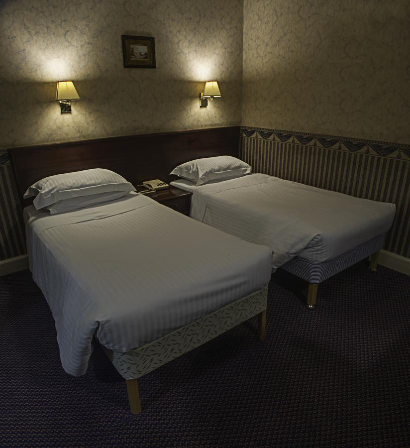 The Grand Hotel Lerwick Dış mekan fotoğraf