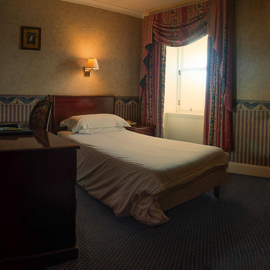 The Grand Hotel Lerwick Dış mekan fotoğraf